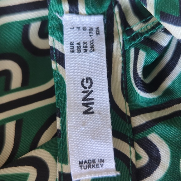 MNG Mango Green Chain Print Long Sleeve Dress - Picture 4 of 9